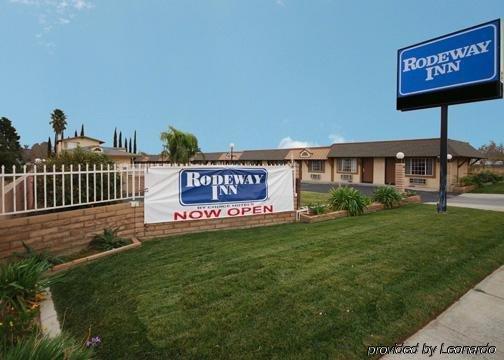 Rodeway Inn Бомонт Екстериор снимка